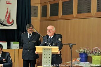 Kreisbrandmeister Thomas Hauck zusammen mit Kdt. Willi Nees