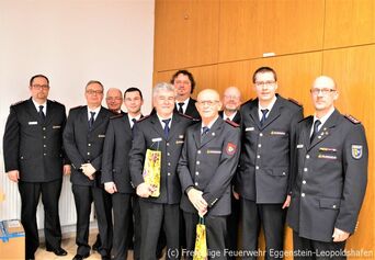 Neu gewählte Kameraden