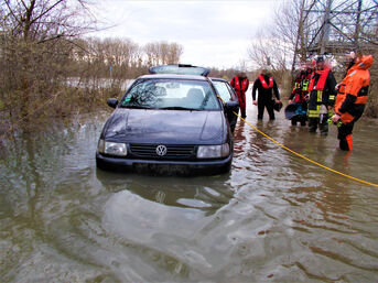 Fahrzeug wird geborgen 