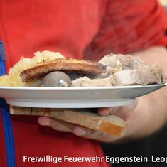 „Saukopfessen“ des Kreisfeuerverbandes in Leopoldshafen