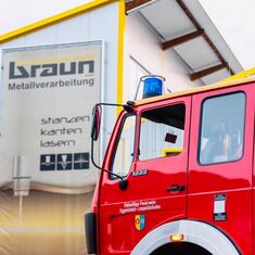 „Arbeitsstättenbrand – Industriestraße“