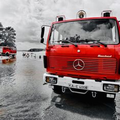 Feuerwehreinsatz im Pfinzentlastungskanal 
