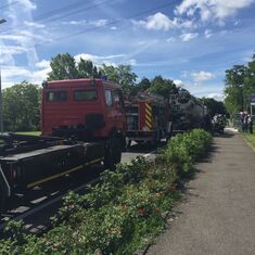 Einsatz "LKW reißt sich Tank auf"