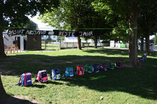 Die Schulränzen stehen bereit