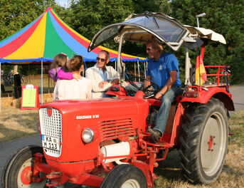 Bürgermeister Stober mit Mario Schönleber, Vorsitzender des Ortskartells Eggenstein-Leopoldshafen 