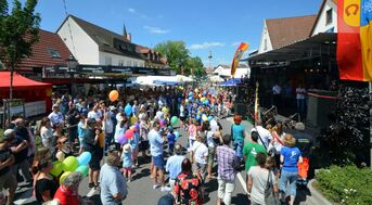 Eröffnung mit Fassanstich beim Straßenfest 2017