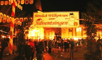 Gemeinsames Adventssingen mit sehr umfangreichem Programm unserer örtlichen Kulturvereine