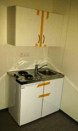 Miniküche bereits eingebaut 