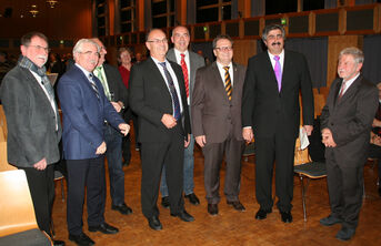 Bürgermeisterkollegen und Bundestagsabgeordneter gratulierten am Wahlabend