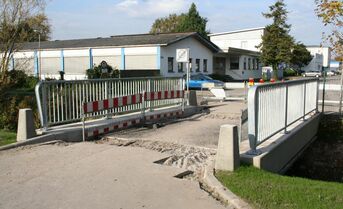 Geländer sind montiert, Foto vom 19.10.17