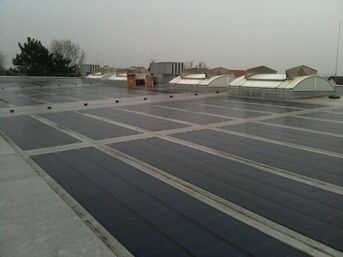 Photovoltaikanlage Hermann-Uebelhör-Halle  Gesamtleistung 34,27 kWp