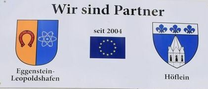 Höflein-Schild "Wir sind Partner", Foto von Marc Mehler