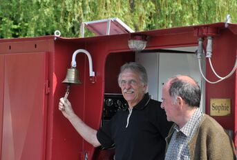 Fähre Sophie im Alten Hafen in Leopoldshafen 